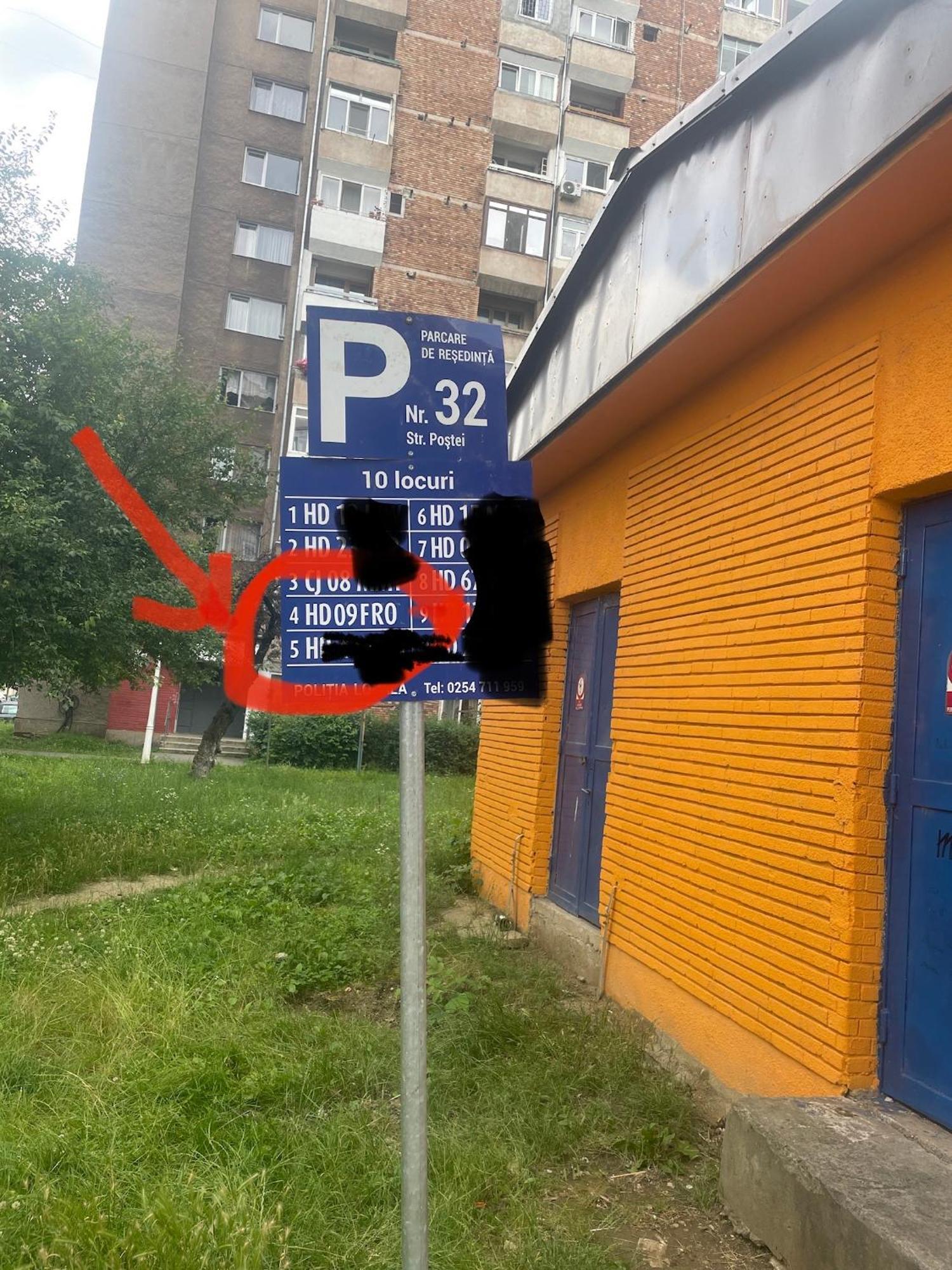 Central Studio Lcs Хунедоара Екстериор снимка